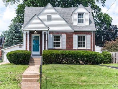 8909 Apache Ln, Saint Louis, MO, 63114