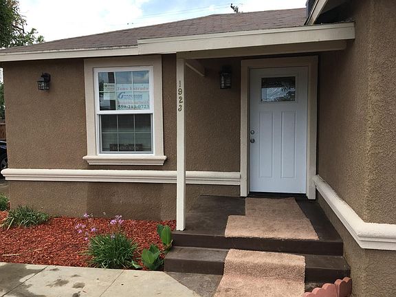 3rd image of 1923 Mayfair Dr E