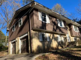 600 Navarre Dr, Stone Mountain, GA 30087
