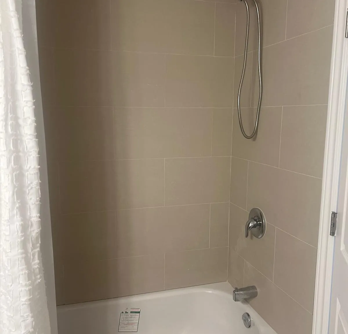 2 bed, 1200 sqft, $1,900 — Photo 4