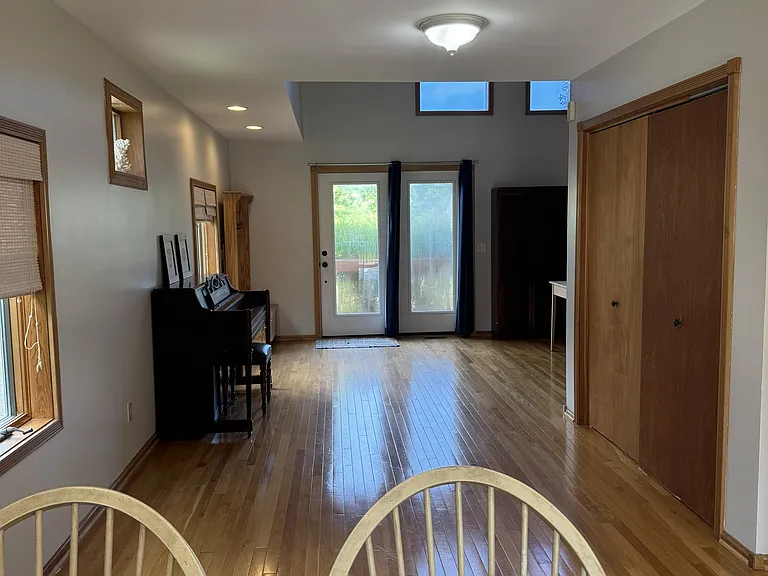 14 Dartmouth Dr — Photo 12
