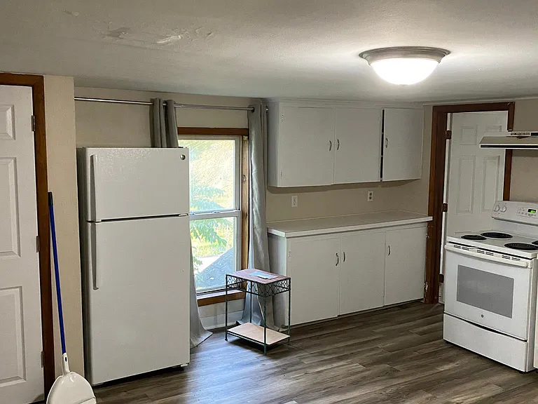 1793 Ridge Rd #3 — Photo 4