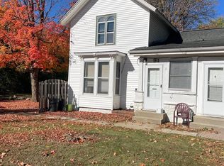 91 East St APT 2, Oxford, MI 48371