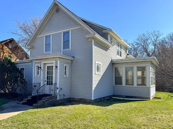 42 Minnesota Ave S, Aitkin, MN 56431