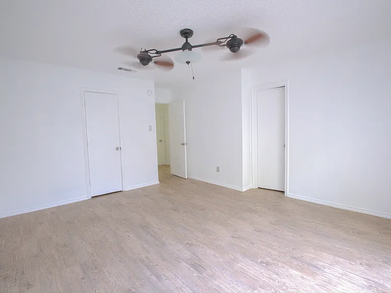 3634 Dexter Ave — Photo 15