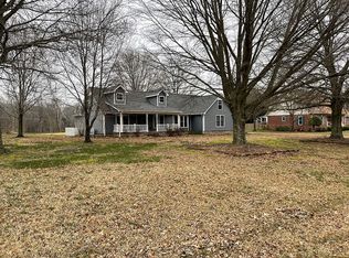 25 Countryway Dr, Jackson, TN 38305