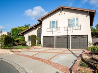 16530 Mount Cook Cir, Fountain Valley, CA 92708