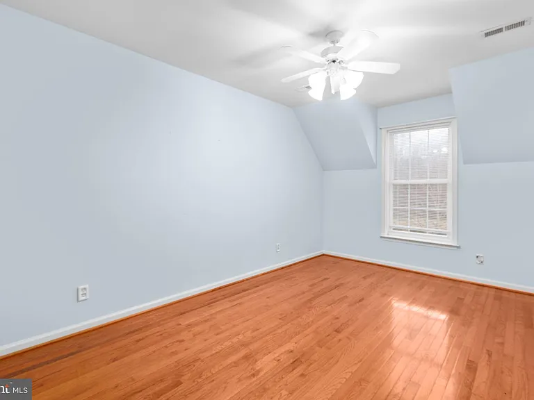 10721 Colbys Ln — Photo 34