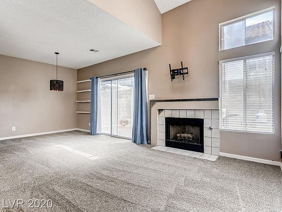 4th image of 1720 Comstock Dr