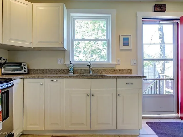70 Carroll Ave #1113 — Photo 5