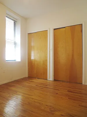 Rented by Waverly Realty Associates | media 22