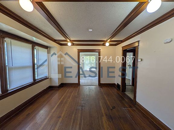 5th image of 3309 E 37th St