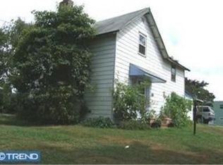 682 Monmouth Rd, Wrightstown, NJ 08562