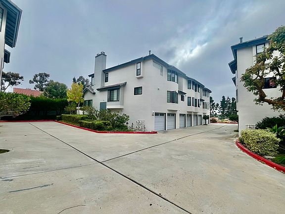2nd image of 8269 Avenida Navidad Unit 3