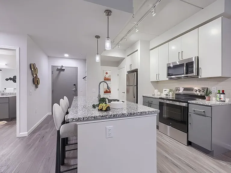 Gallery 118 — Photo 5