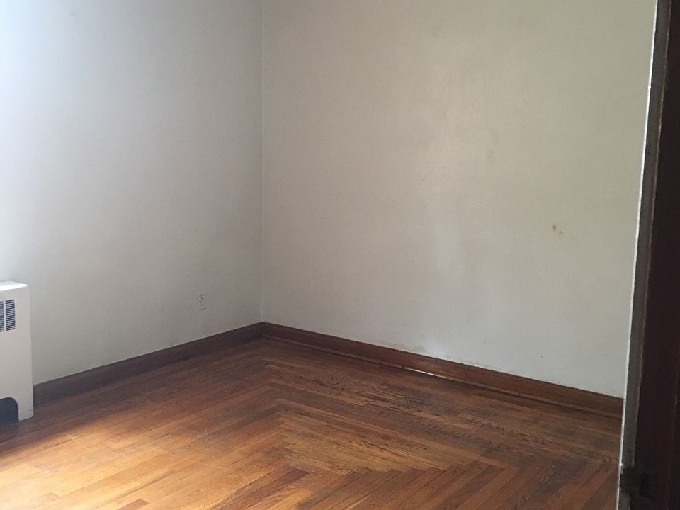 Bedroom #1 on First Floor