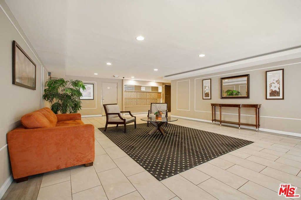 8568 Burton Way APT 101 Los Angeles CA 90048 Zillow