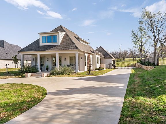 3rd image of 9305 Bellechase Rd