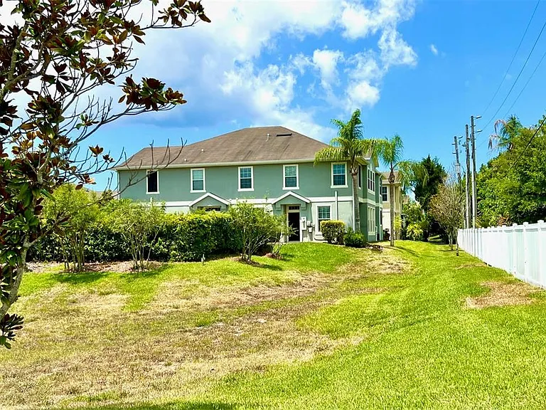 8427 Blue Rock Dr — Photo 44