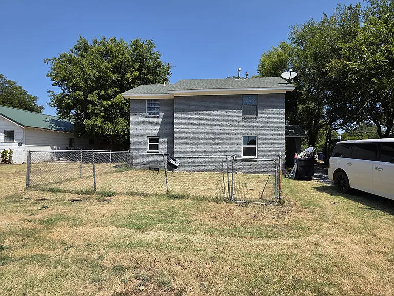 415 E Kentucky Ave #1 — Photo 13