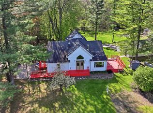 659 Lambert Rd, Midland, MI 48642