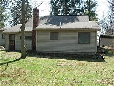 4th image of 41 Leonard Ave