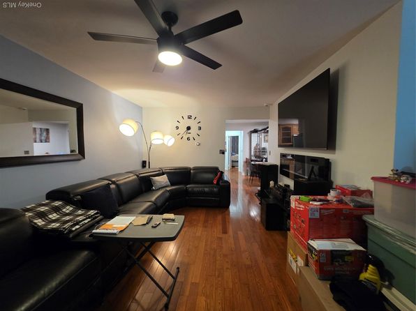 2928 Wilson Ave Floor 2