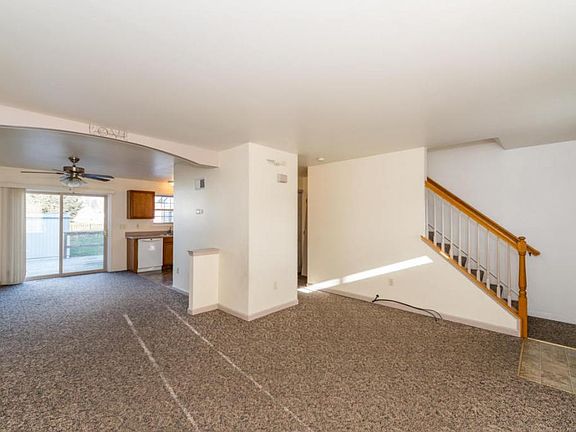 5th image of 11 Bradford Cir #L-0042