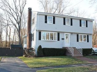 27 Cliftondale Ave, Saugus, MA 01906