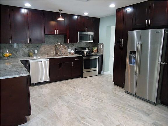 4th image of 813 Chester Dr