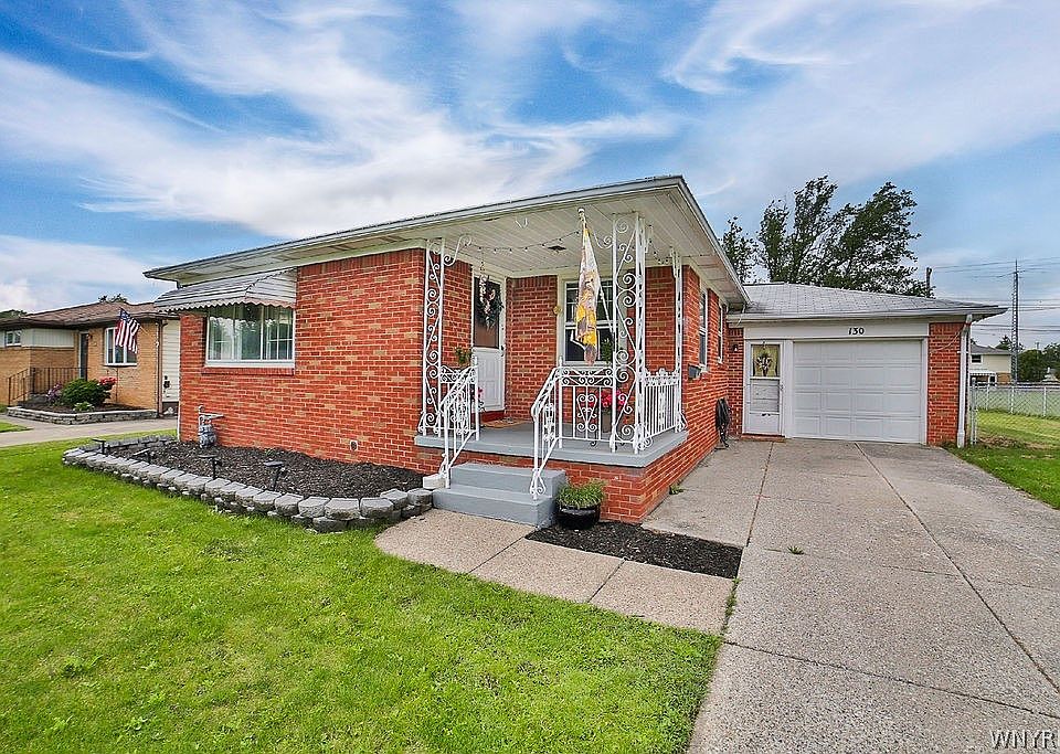 1st image of 130 Dover Dr