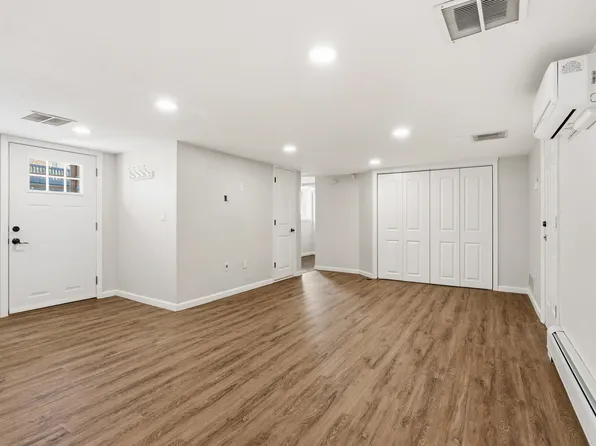 202 Knox Ave, Cliffside Park, NJ 07010