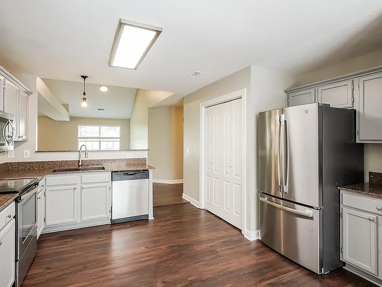 208 Ben Alex Ct — Photo 7