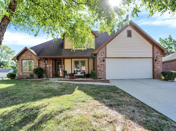 7553 Huddleston Dr E, Indianapolis, IN 46217