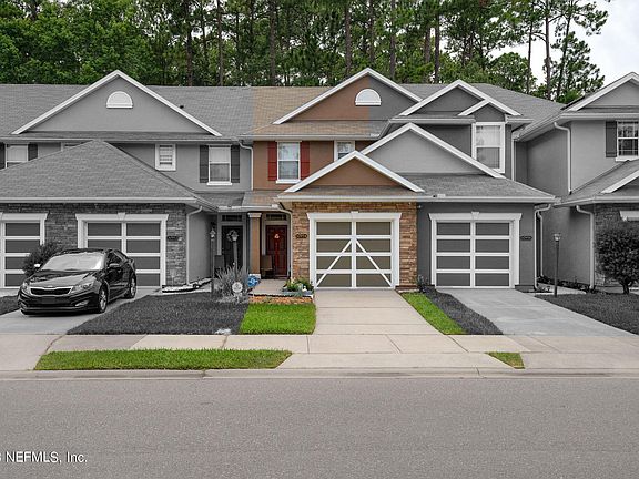 2nd image of 10954 HIDDEN HAVEN Court