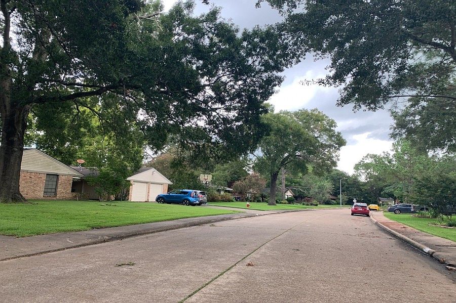 2nd image of 1519 Wavecrest Ln