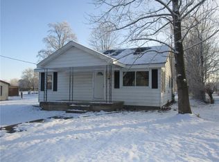 737 N Cherry St, Ladoga, IN