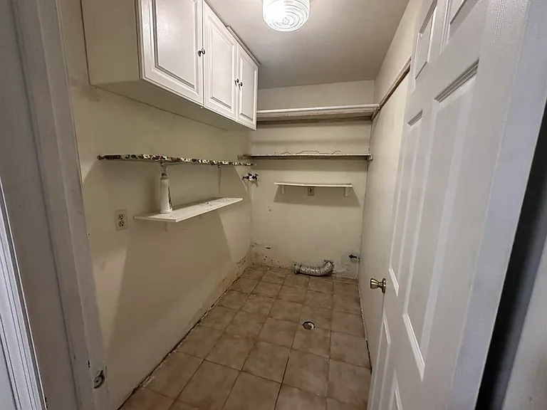 505 Linden Ave — Photo 20