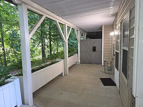 319 Silverberry Ct Photo 1