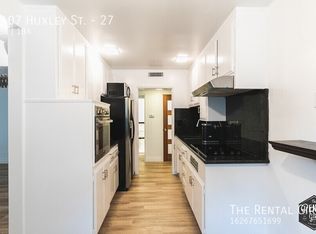 3407 Huxley St APT 27, Los Angeles, CA 90027