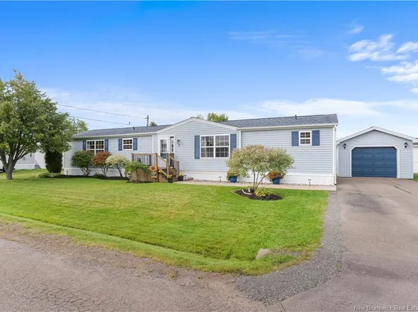 7 Perilla St, Moncton, NB E1H 2Z1