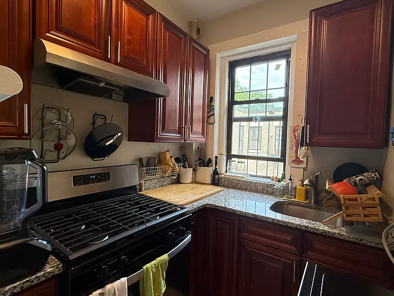 311 Allston St #13 — Photo 4