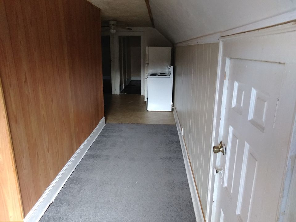 1st image of 312 W Grantham St APT D