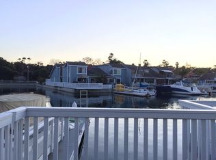 2241 Kingsbridge Ln, Oxnard, CA 93035