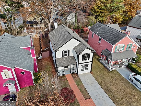 3rd image of 1041 Heritage Valley Rd