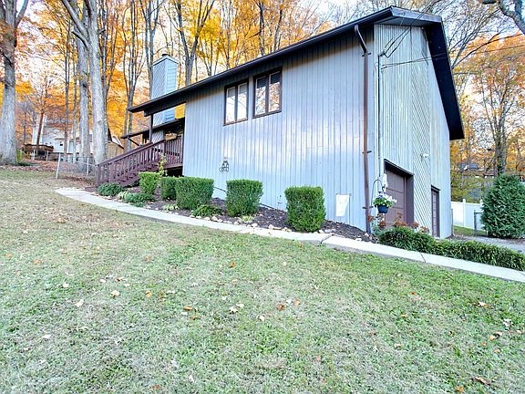 3rd image of 701 Marboro Dr
