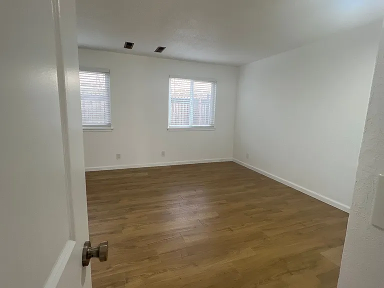 The Loft Apartments — Photo 57