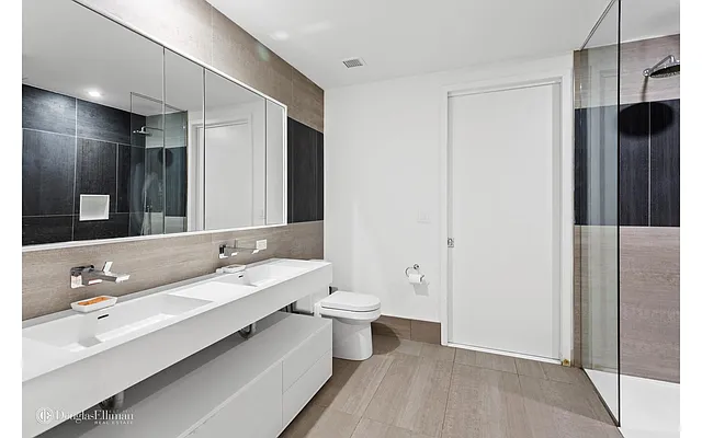 Rented by Douglas Elliman | media 32