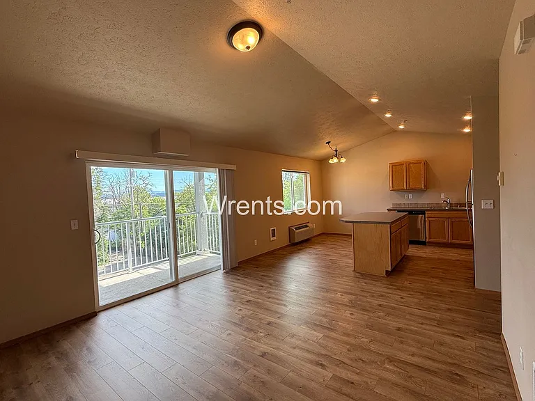 403 S Eastern Rd #304 — Photo 3