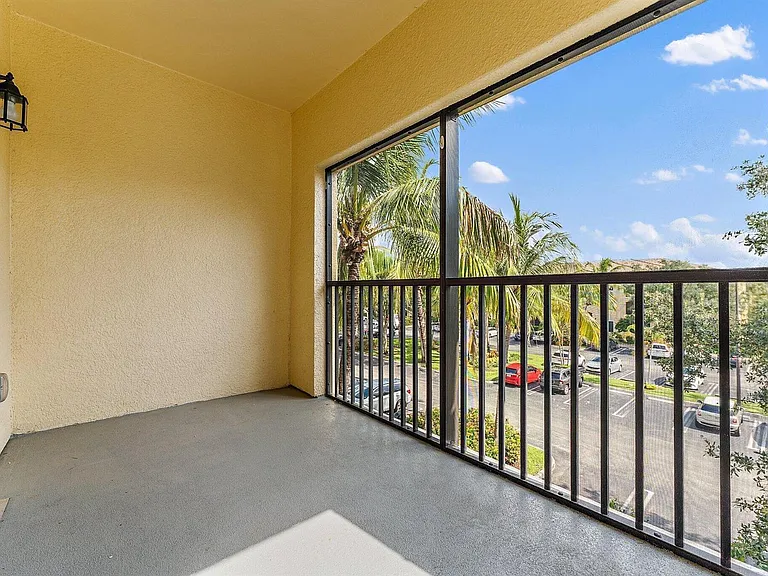 2727 Anzio Ct #301 — Photo 27